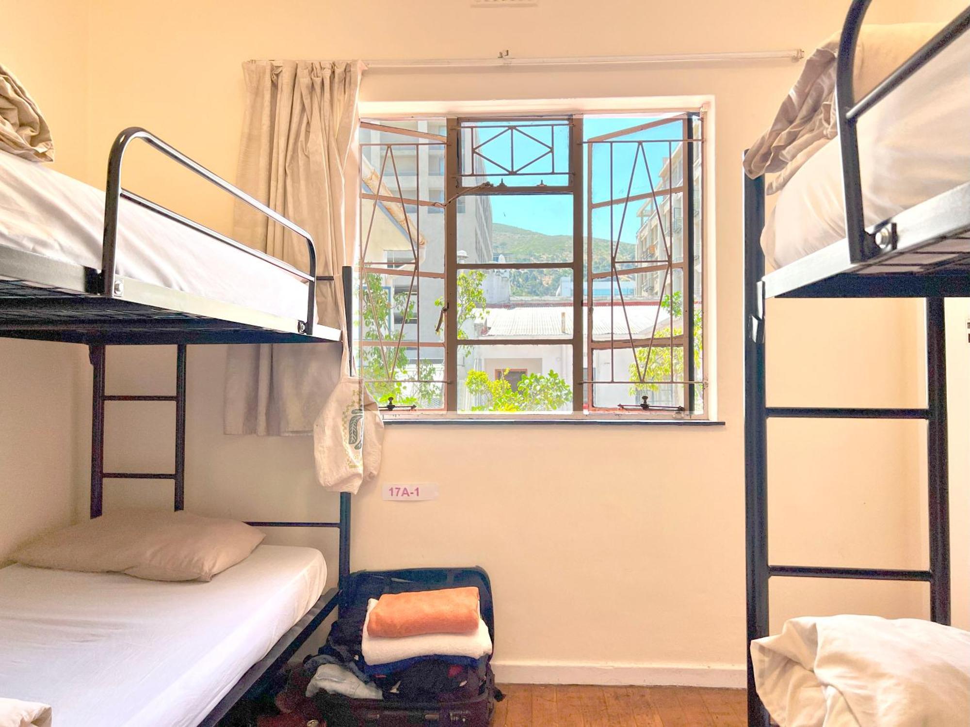 开普敦 Long Street Backpackers (Adults Only)旅舍 外观 照片