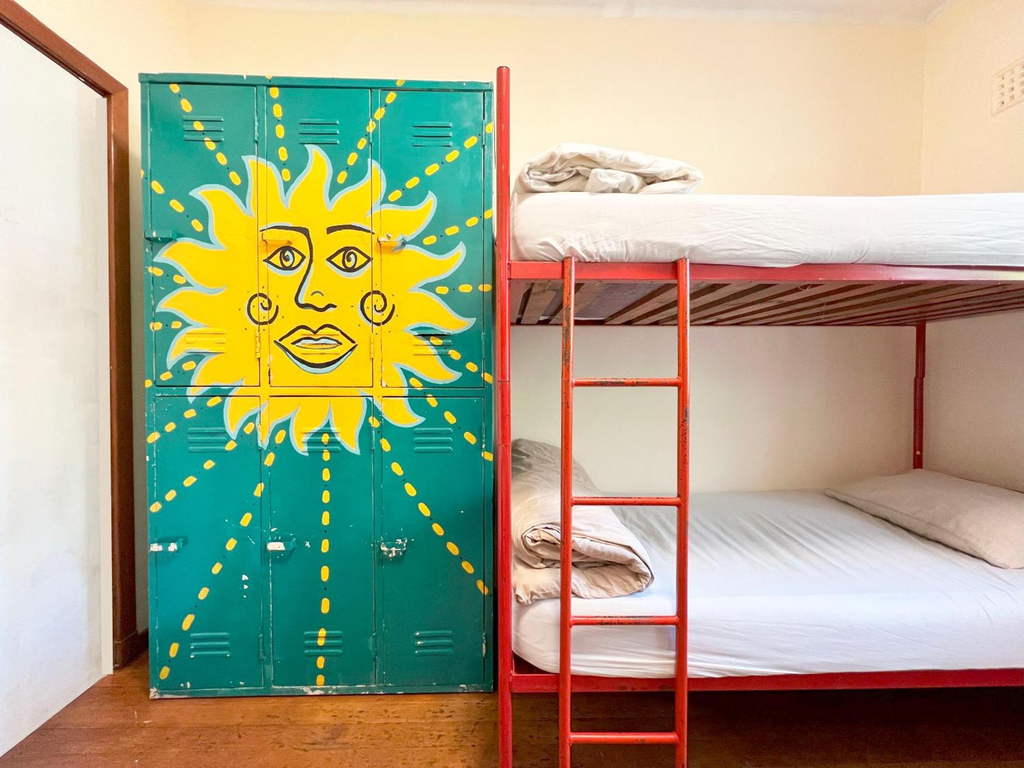 开普敦 Long Street Backpackers (Adults Only)旅舍 外观 照片